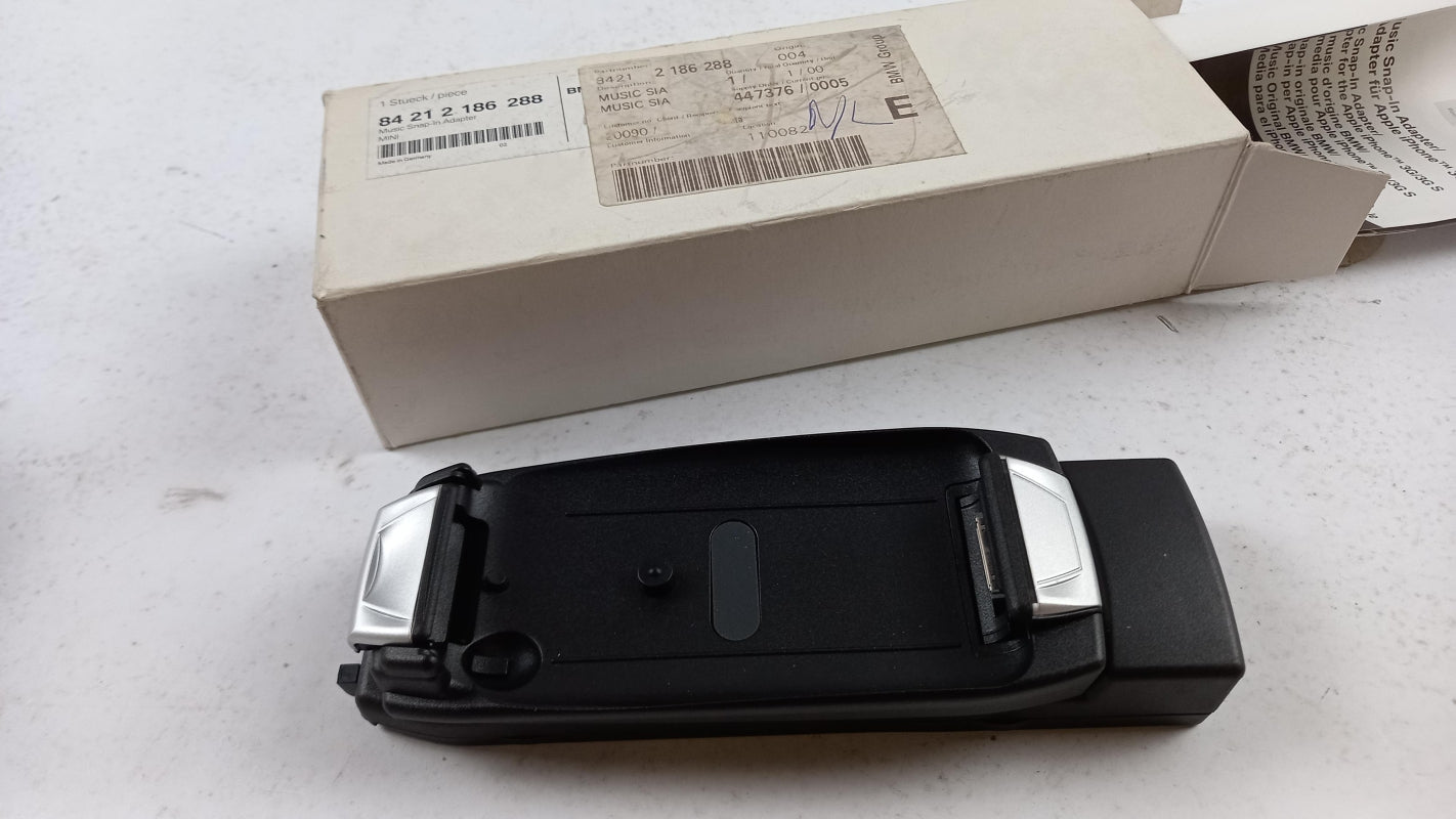Original MINI Cooper Snap-In-Adapter Handyadapter für iPhone 3G 84212186288