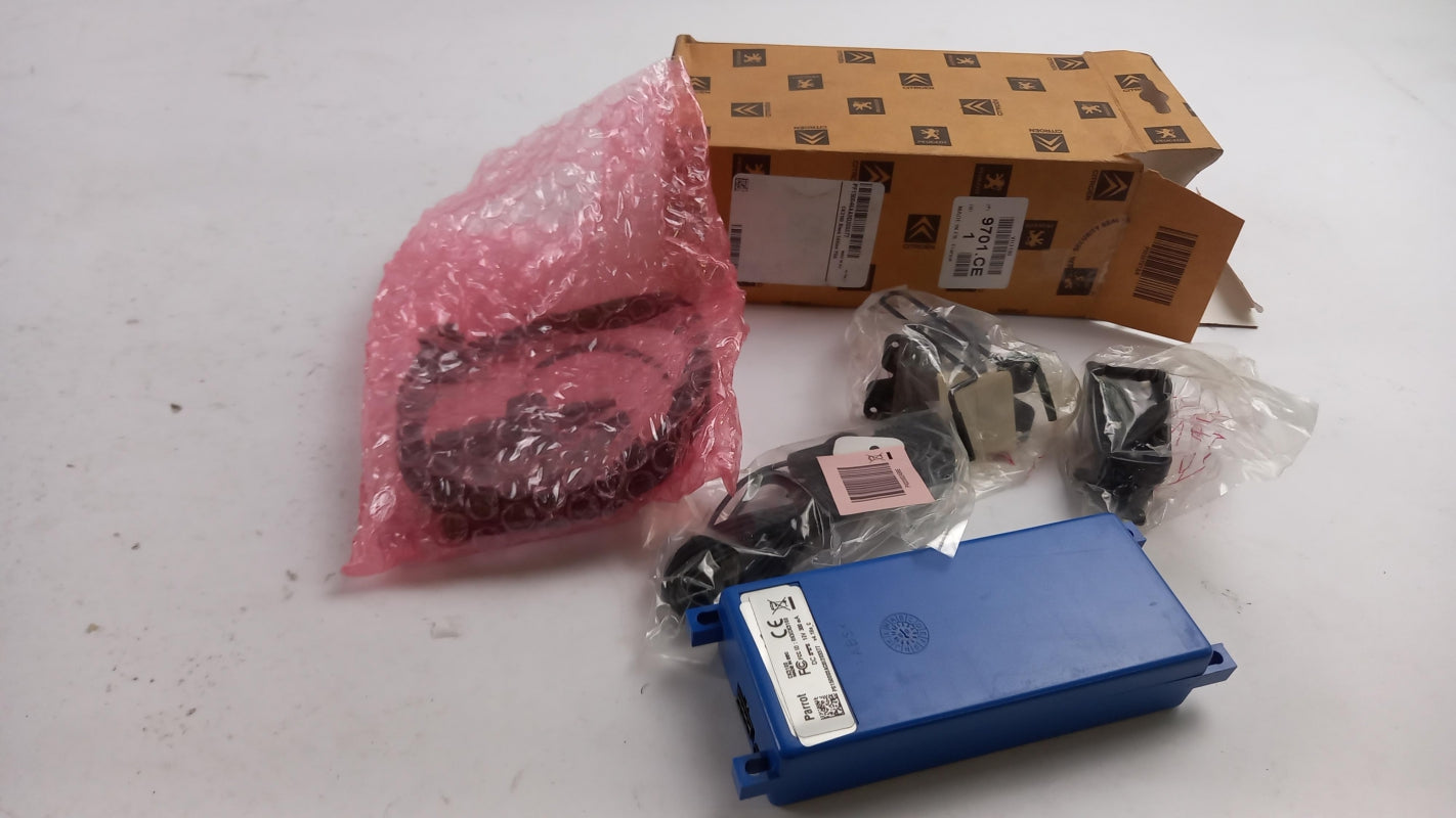 Original OE Peugeot Telefon Montagesatz 9701CE