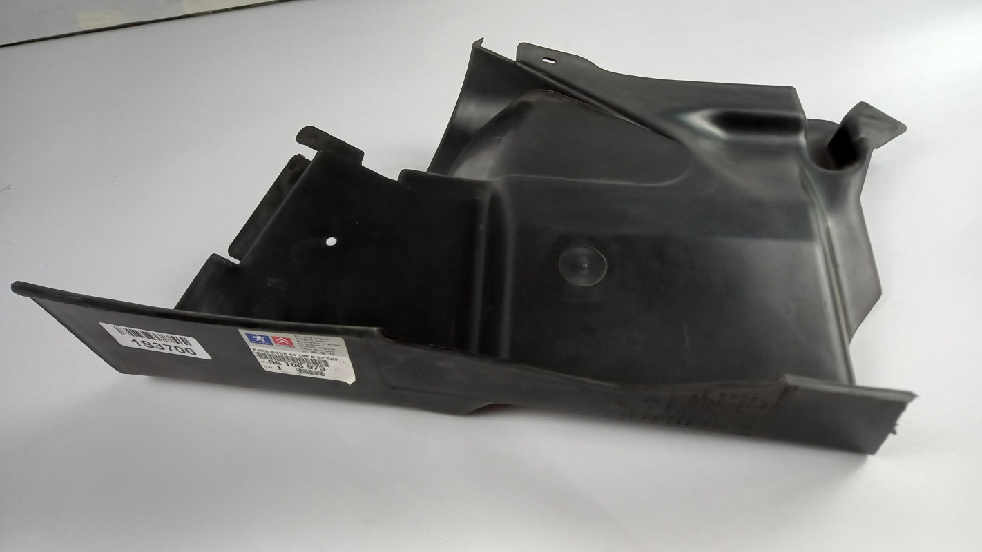 Original OE Peugeot wheel arch liner 96106975