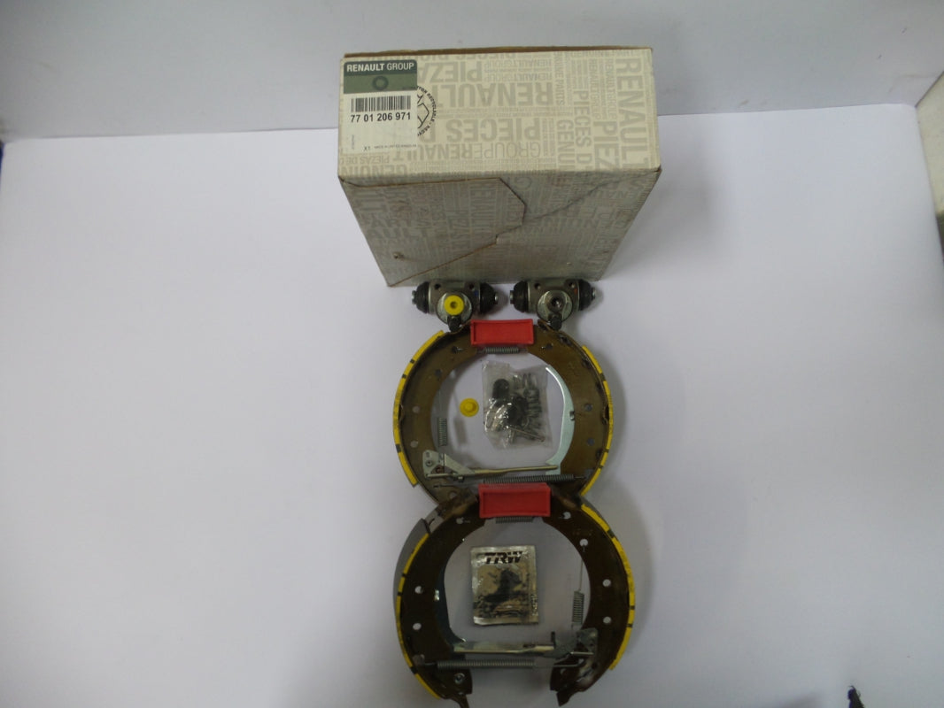 Original OE RENAULT Bremsbackensatz 7701206971
