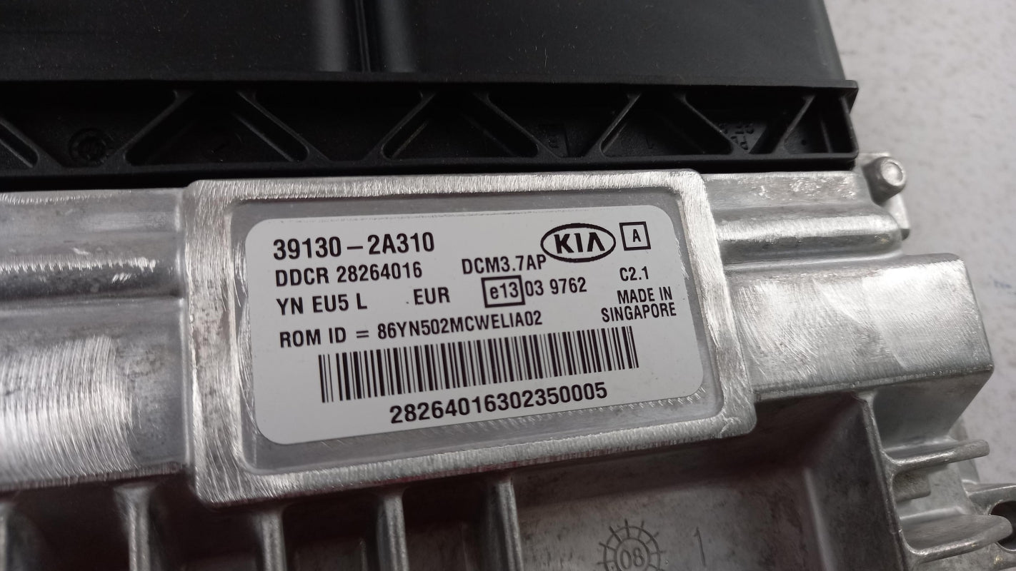 Original KIA Venga 2009-2011 Motorsteuergerät 391302A310