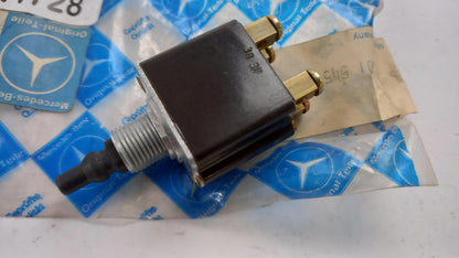Original MERCEDES-BENZ L1418 LS1418 (338) Schalter A0015452411