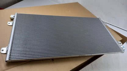 Original OE RENAULT Klimakondensator 7701057122