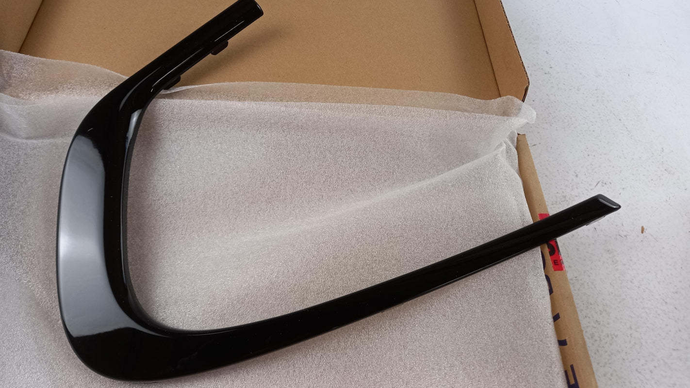 Original OE BMW side panel trim strip 51377188319 