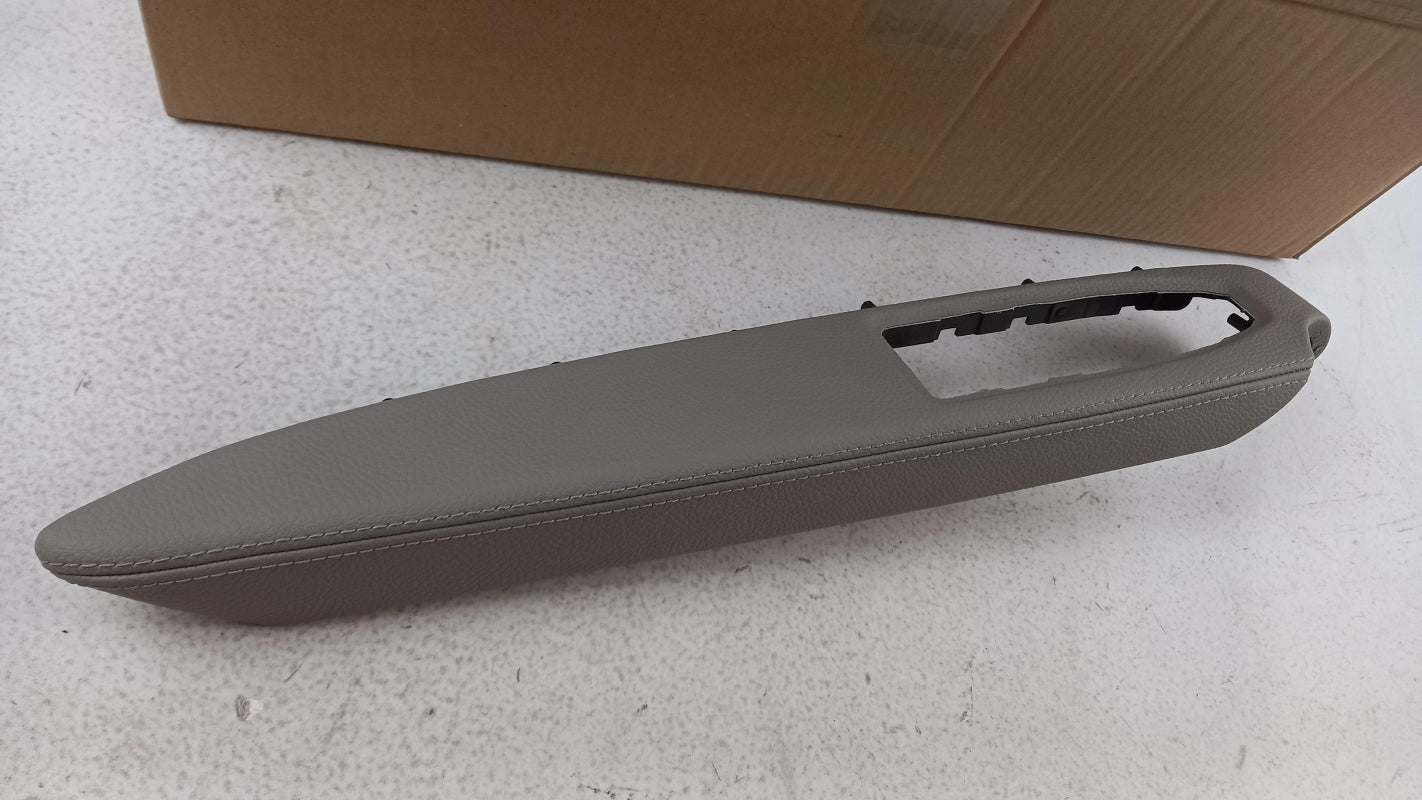 Original BMW 1' F21 Innen Tür Haltegriff links vorne 51437285427