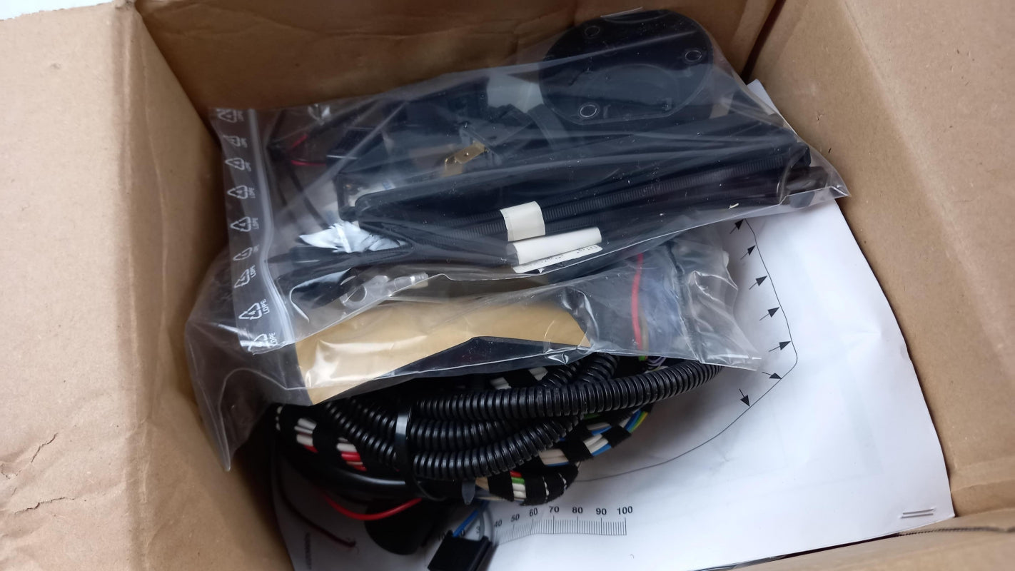 Original OE FIAT Anhängerkupplung Elektrosatz K82210687AB