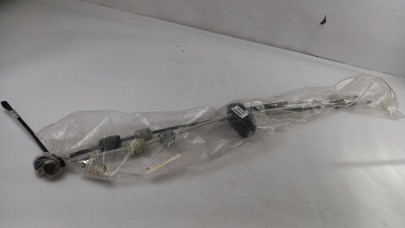 Original OPEL Astra-J 2.0 CDTi Schaltgetriebe Seilzug 55576410