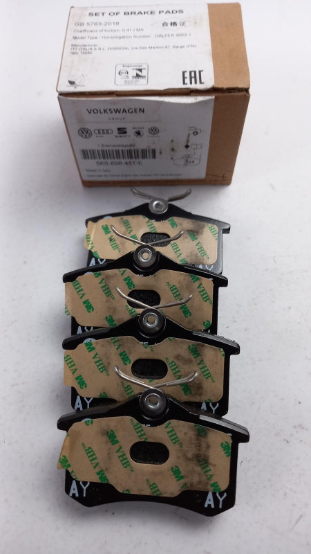 Original AUDI A1 A3 A4 A6 VW Golf Passat Polo Bremsbeläge Hinten 5K0698451E