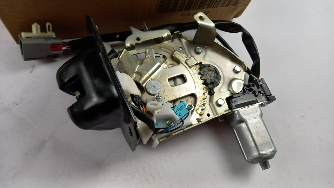 Original OE FORD Heckklappenschloss 1903661