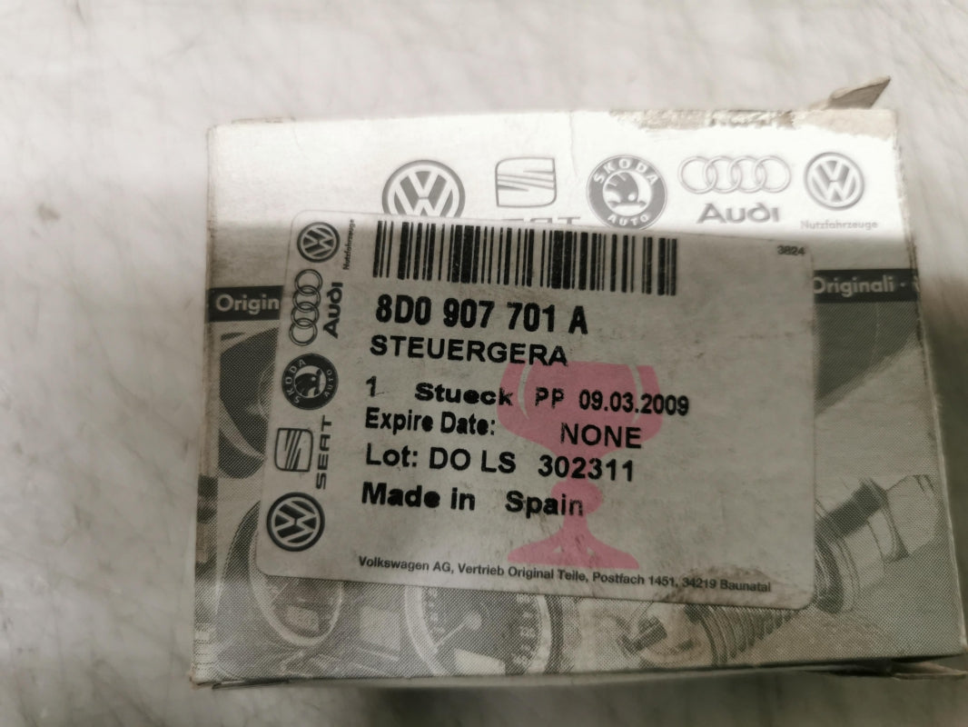 Original OE Volkswagen Relais 8D0907701A