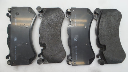 Original MERCEDES-BENZ W221 C216 R230 Bremsbeläge vorne A005420662041
