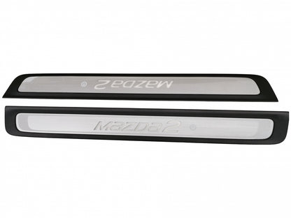 Original MAZDA 2 (DJ) Einstiegsleisten Satz beleuchtet vorne DA6DV1370
