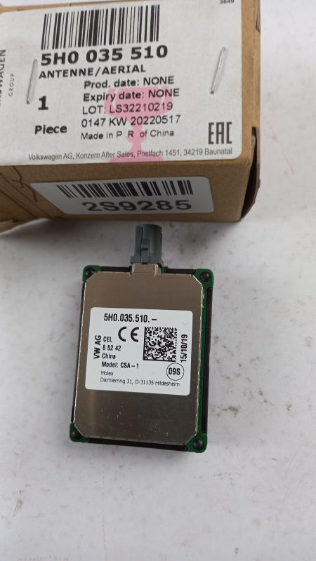 Original OE Volkswagen amplifier 5H0035510 