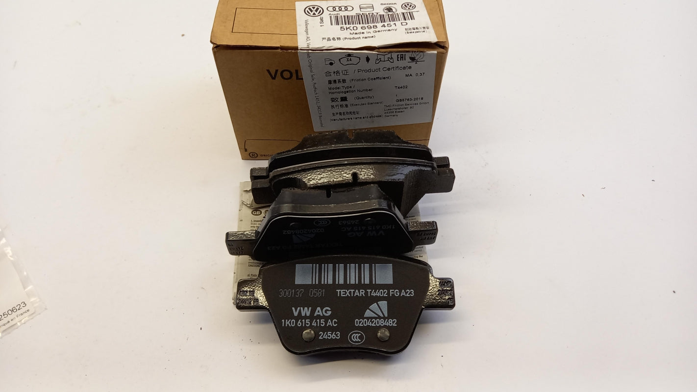 Original AUDI A1 A3 VW Golf 6 Jetta Touran EOS Bremsbeläge Hinten 5K0698451D