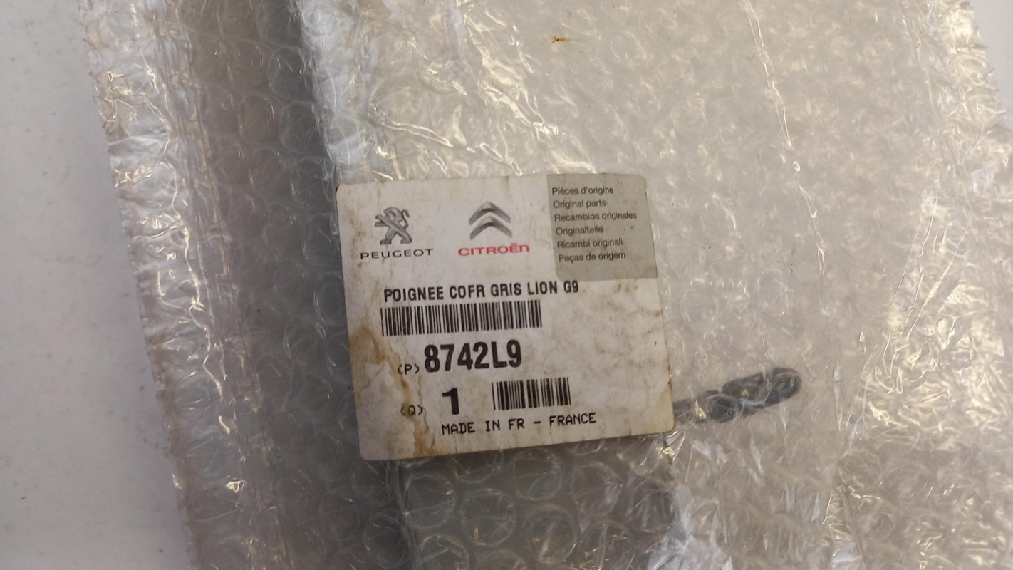Original PEUGEOT 807 CITROEN C8 Kofferraumverkleidung 8742L9