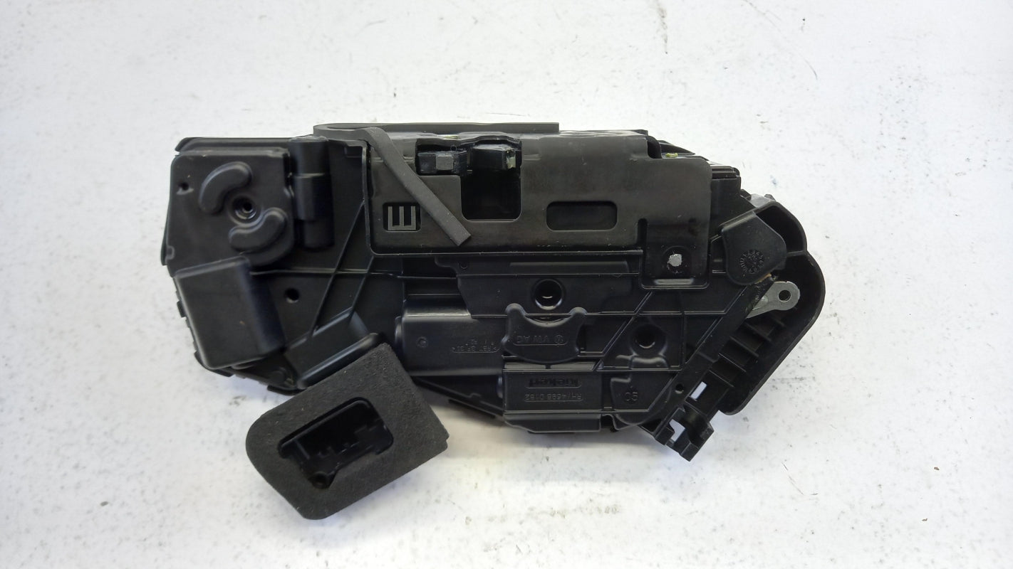 Original OE Volkswagen door lock 5TA839016M 