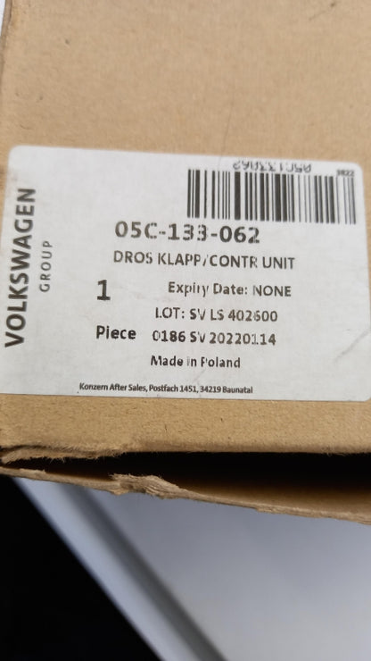 Original OE Volkswagen Drosselklappe 05C133062