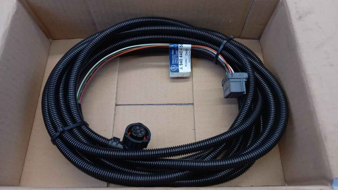 Original OE MERCEDES-BENZ Kabelbaum A9404404456