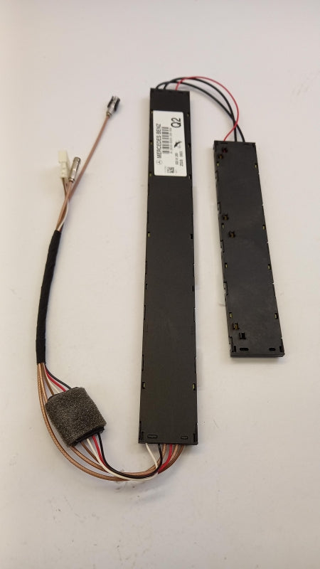 Original MERCEDES-BENZ CL203 CLC C203 Antennenverstärker A2038202889