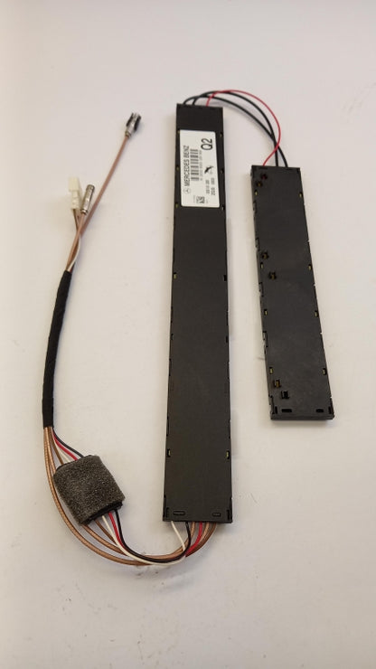 Original MERCEDES-BENZ CL203 CLC C203 Antennenverstärker A2038202889