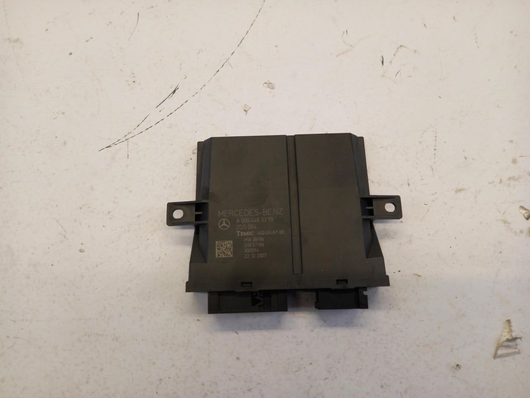 Original MERCEDES-BENZ Actros control unit A0004463319 