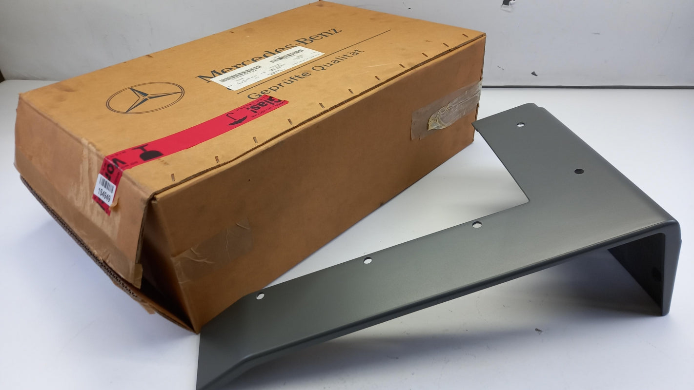 Original OE MERCEDES-BENZ side panel trim strip A97388144017354 