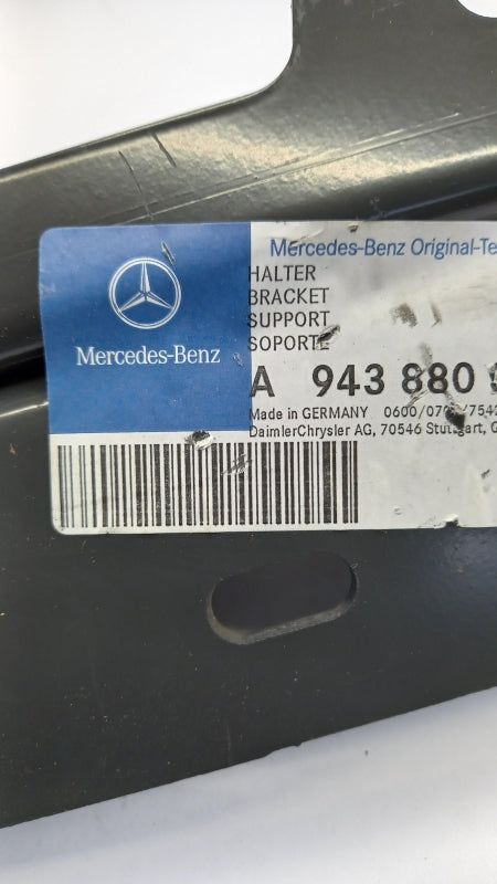 Original MERCEDES-BENZ Actros W943 Stoßfänger Halterung Links A9438803414