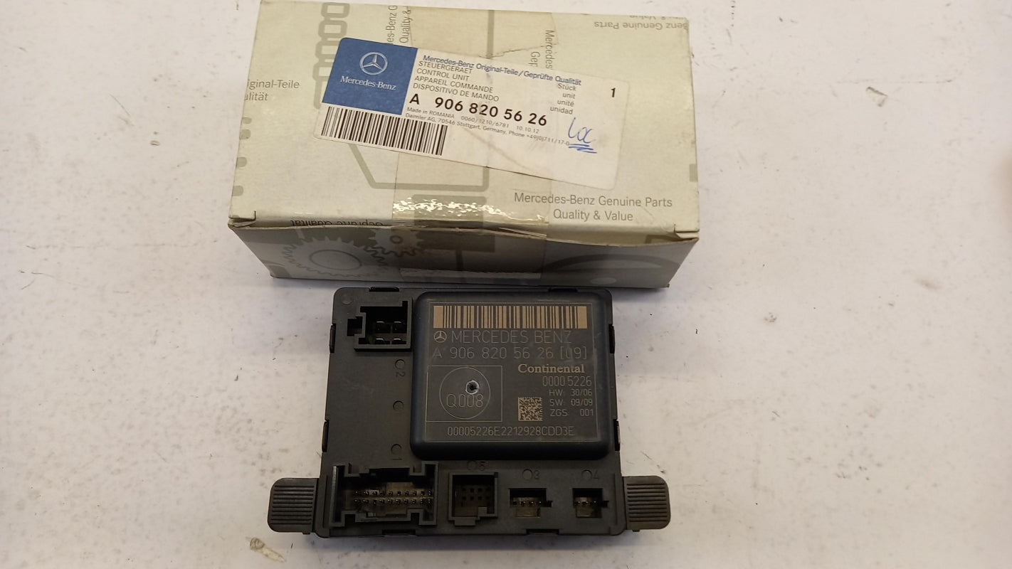 Original OE MERCEDES-BENZ Steuergerät A9068205626