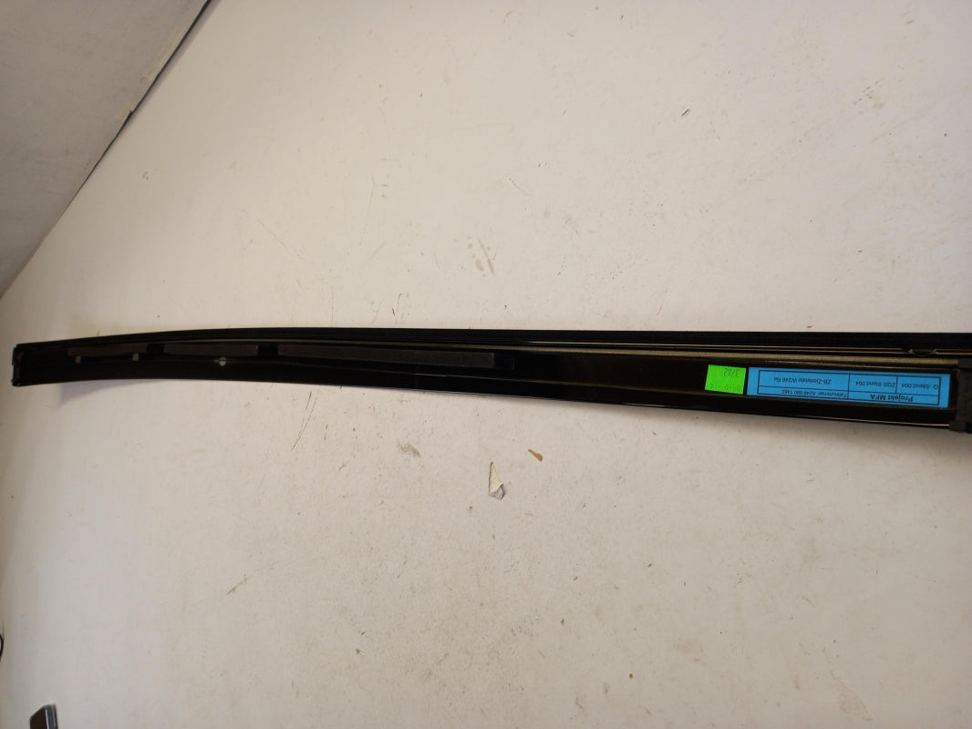 Original MERCEDES-BENZ B-klasse W246 Panoramadach Zierleiste rechts A2466901482