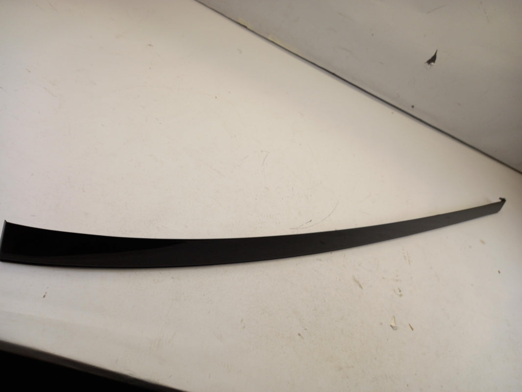 Original MERCEDES-BENZ B-klasse W246 Panoramadach Zierleiste rechts A2466901482