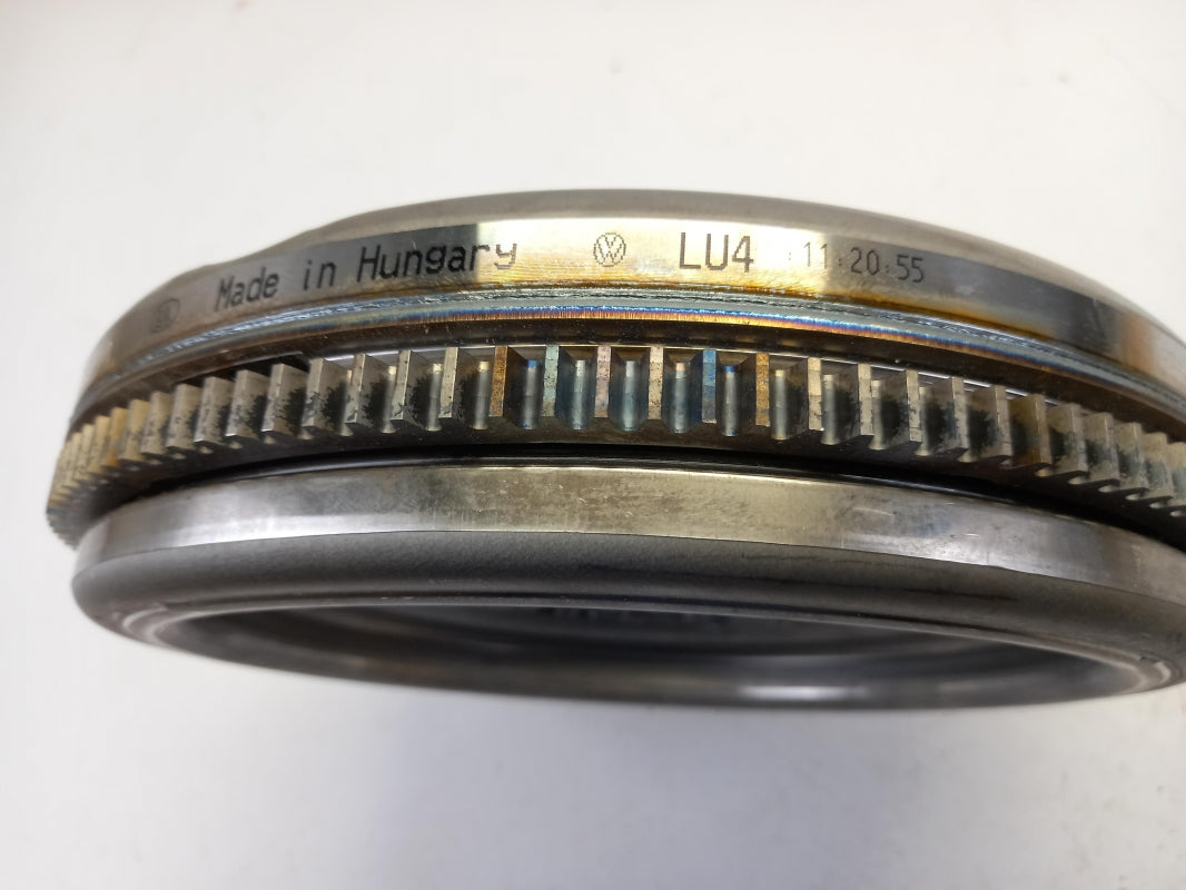 Original VW Caddy (2009-2011) Touran (2009-2010) Schwungrad 03G105266CK