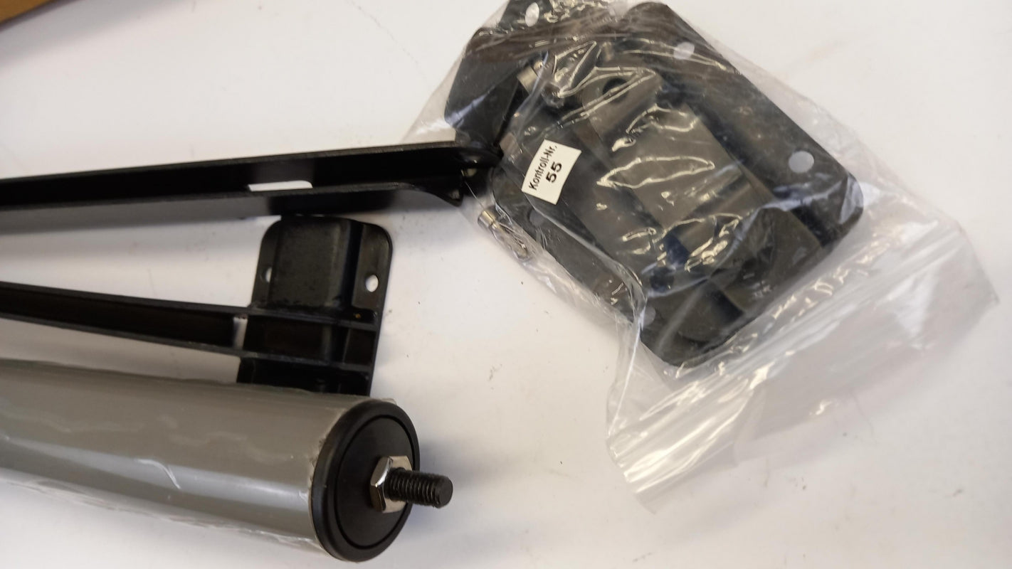 Original MERCEDES-BENZ Sprinter C906 NCV3 Dachträger Laderolle B66560816