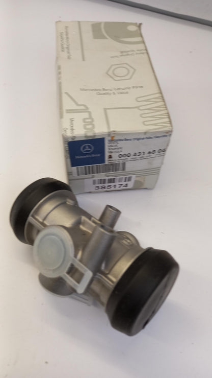 Original OE MERCEDES-BENZ Mehrkreisschutzventil A0004316806