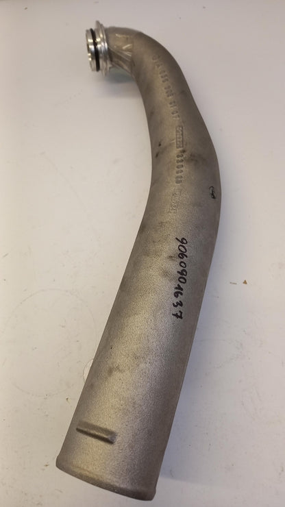 Original OE MERCEDES-BENZ Ladeluftschlauch A9060901637