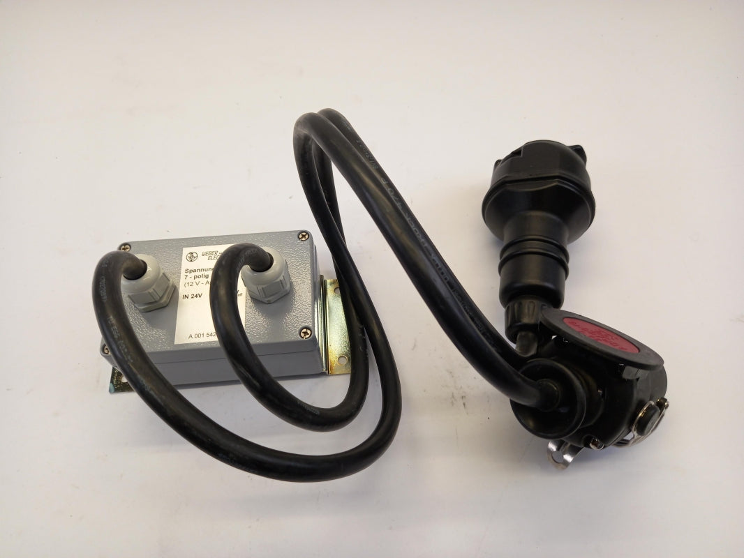 Original MERCEDES-BENZ Actros II III Atego II Spannungswandler 7plg A0015420325