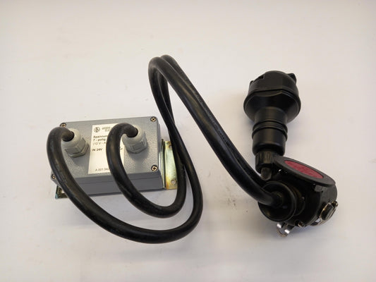 Original MERCEDES-BENZ Actros II III Atego II Spannungswandler 7plg A0015420325