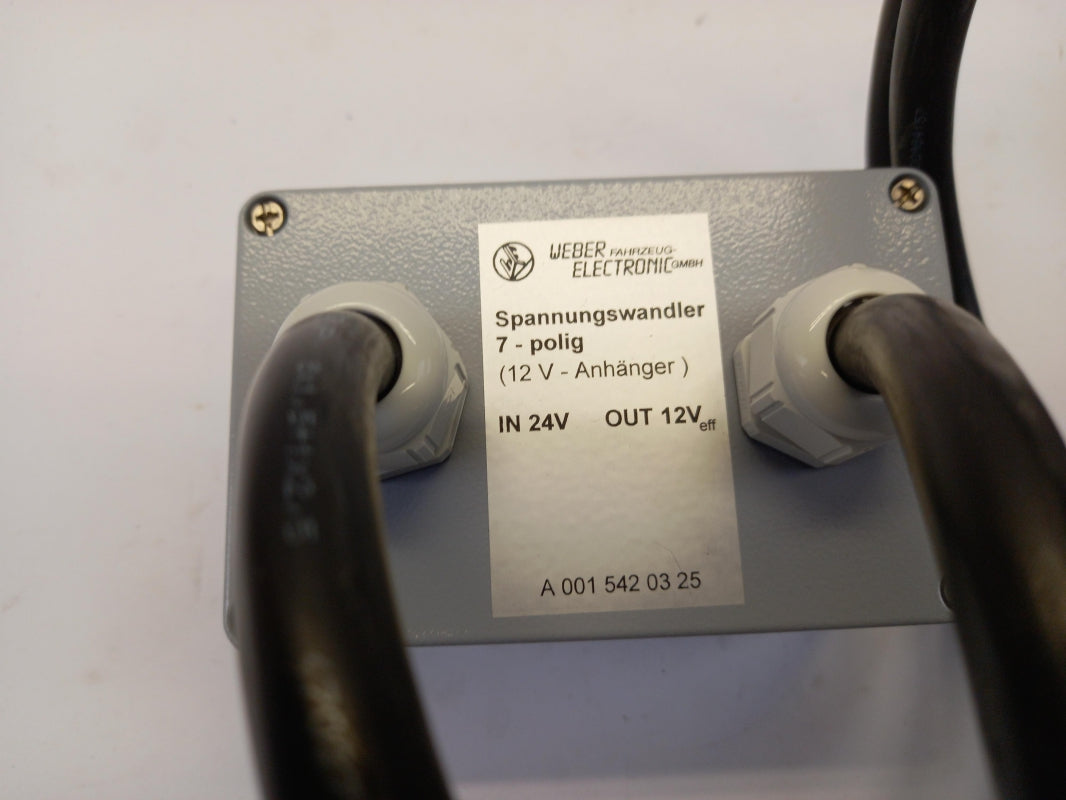 Original MERCEDES-BENZ Actros II III Atego II Spannungswandler 7plg A0015420325