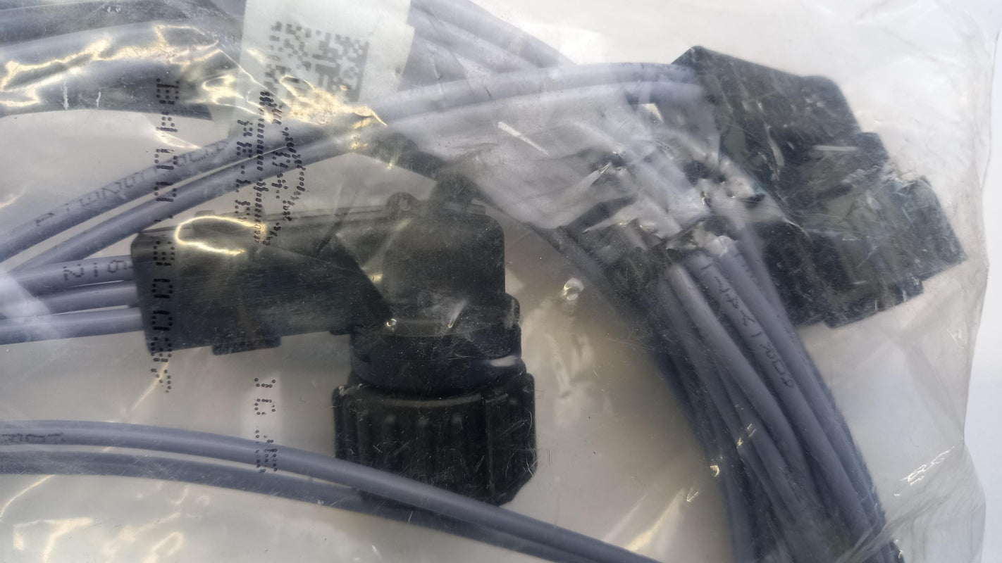 Original OE MERCEDES-BENZ Kabelbaum A9425406213