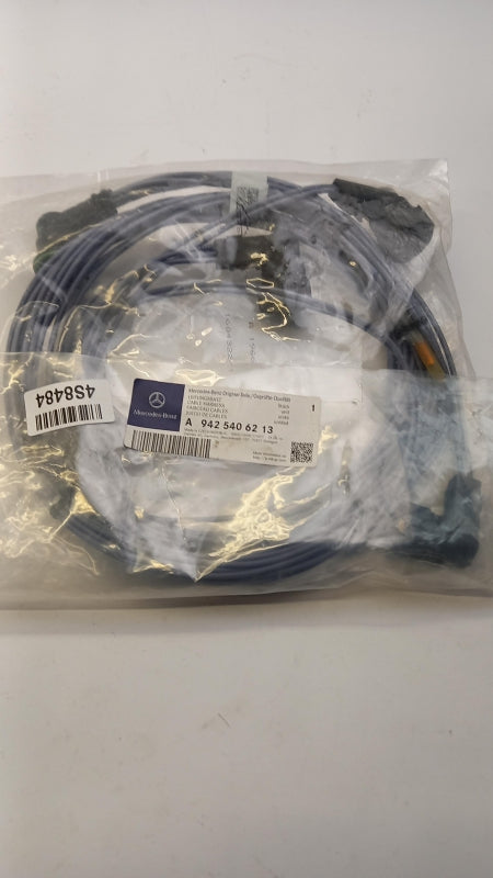 Original OE MERCEDES-BENZ Kabelbaum A9425406213