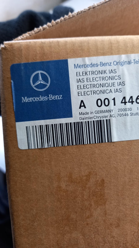 Original MERCEDES-BENZ Atego Kombiinstrument Tacho A0014467521