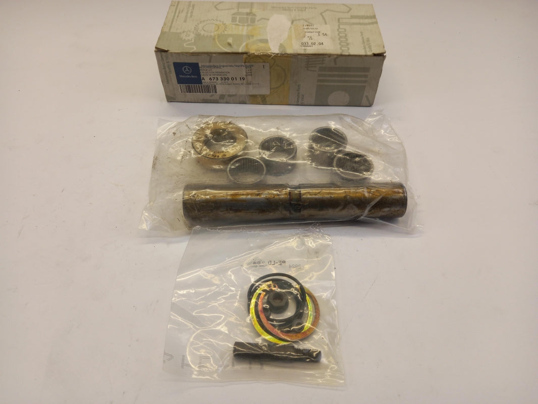 Original OE MERCEDES-BENZ Swivel Kingpin Set A6733300119 
