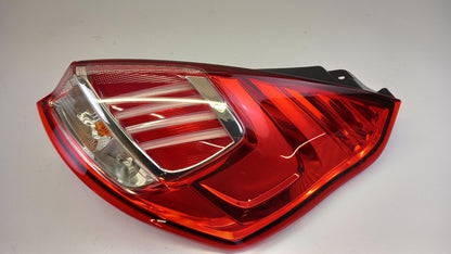 Original OE FORD Heckleuchte 5574148