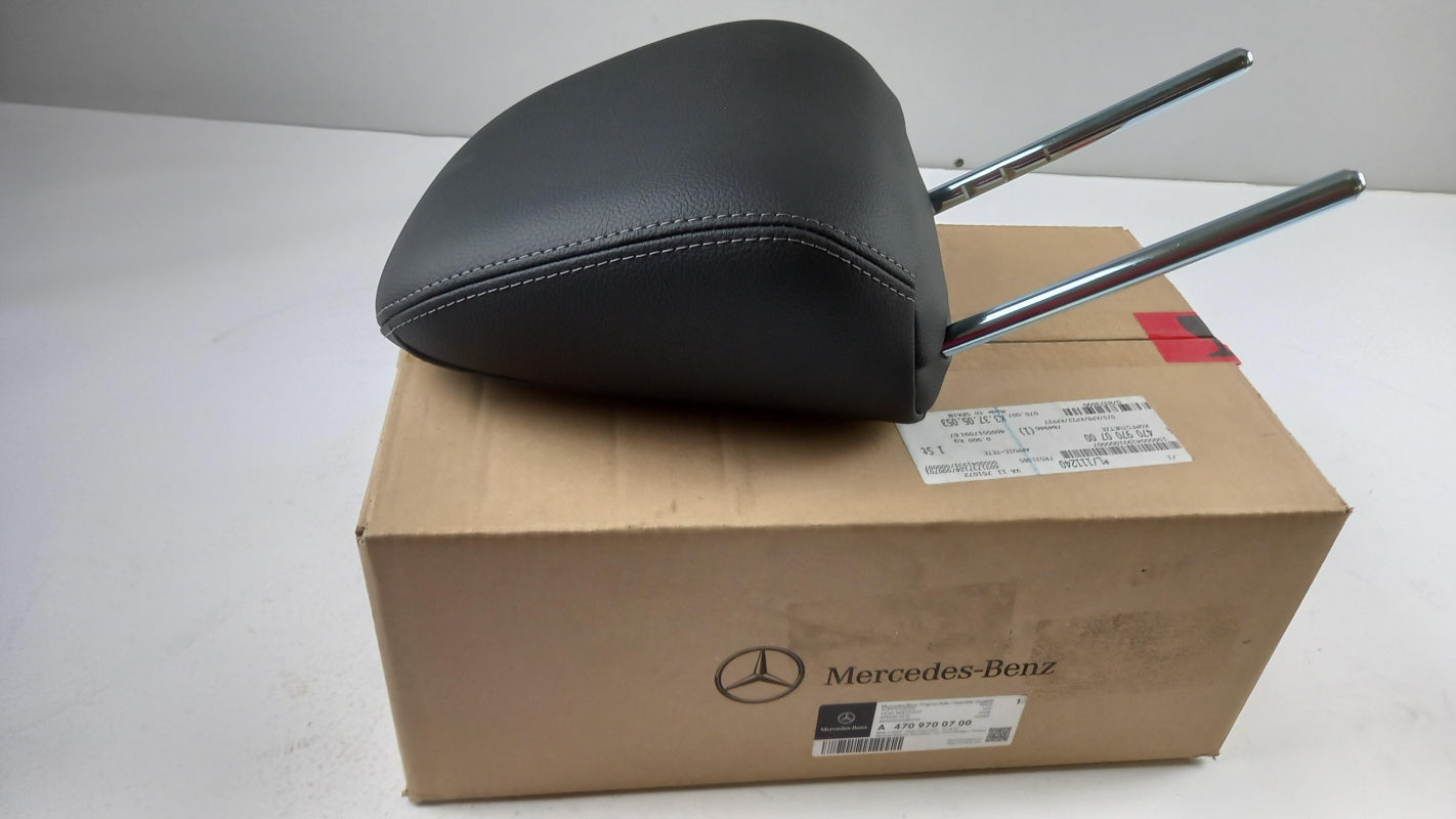 Original MERCEDES-BENZ X-Class W470 (2017-2020) Front Headrest A4709700700 