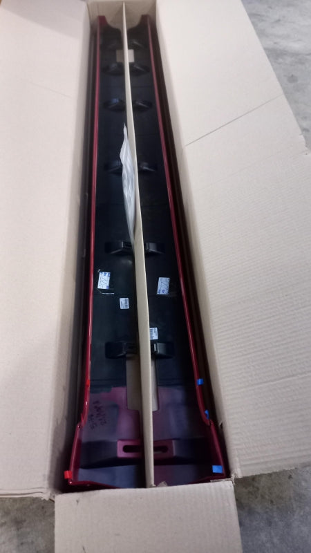 Original MITSUBISHI Space Star II 2019> Türschwelle Abdeckung MZ331363