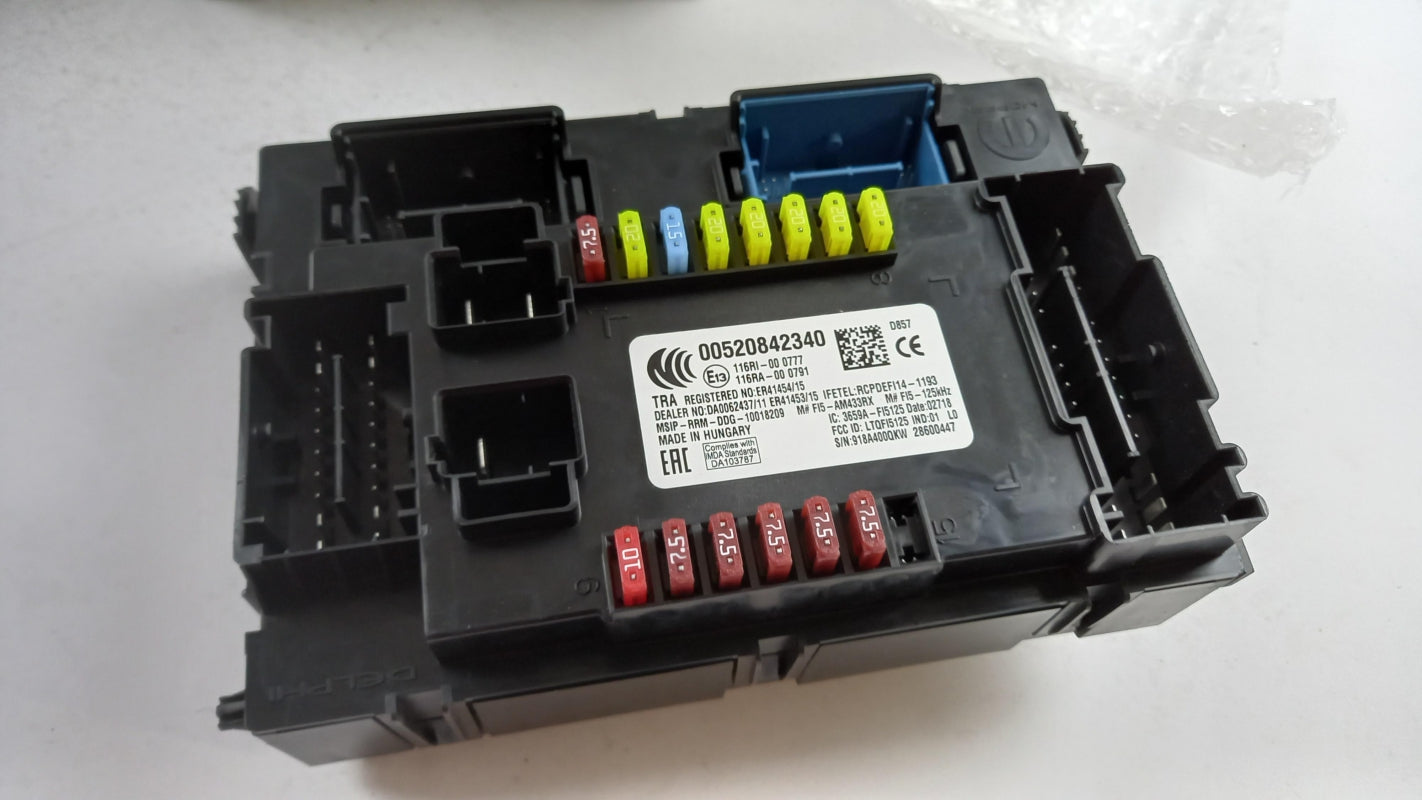 Original OE FIAT fuse box 52084234 