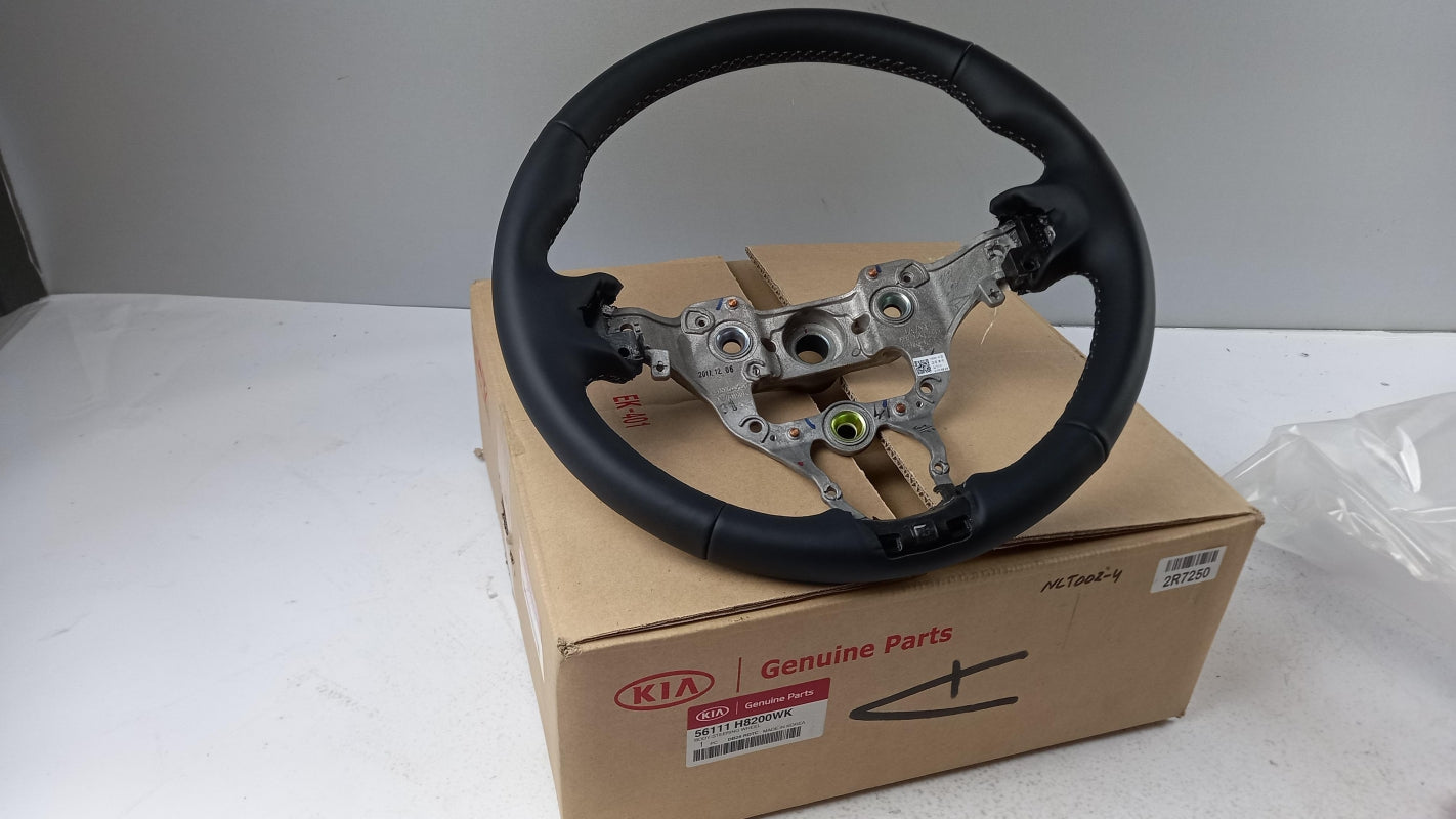 Original OE HYUNDAI/KIA Lenkrad 56111H8200WK