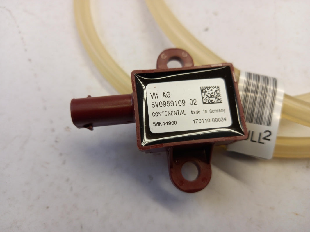 Original OE Volkswagen Airbagsensor 8V0959109