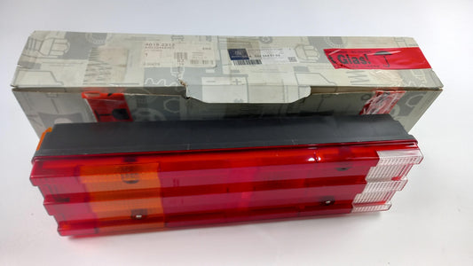 Original MERCEDES-BENZ NG80 NG85 Rückleuchte rechts A0025449703