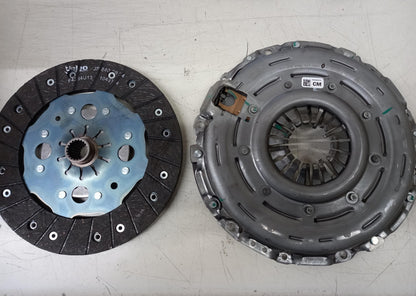 Original OE RENAULT Kupplungssatz 302057092R