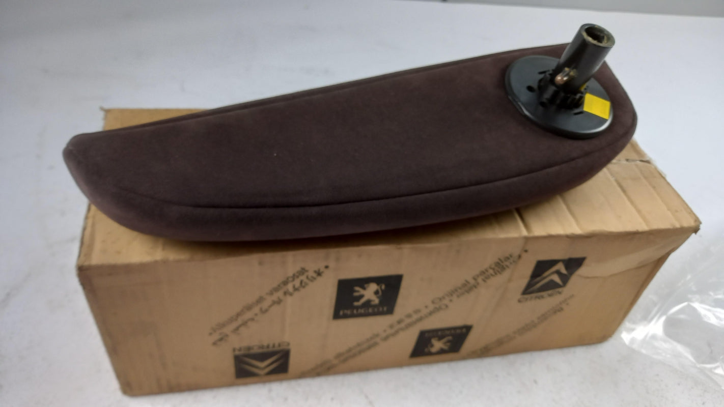 Original OE Peugeot Armlehne 8830TG